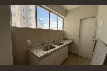 Apartamento à venda com 120m², 3 quartos e 1 vagaÁrea de Serviço 