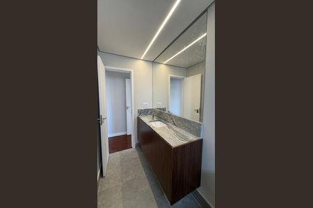 Apartamento à venda com 120m², 3 quartos e 1 vagaBanheiro Social 