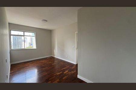 Apartamento à venda com 120m², 3 quartos e 1 vagaQuarto Suíte 