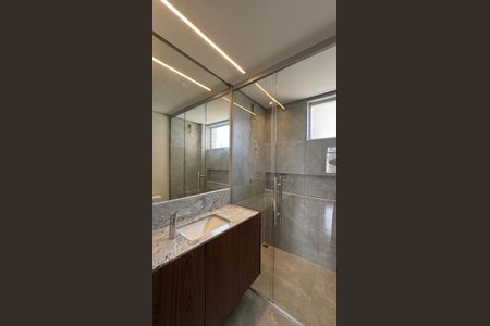 Apartamento à venda com 120m², 3 quartos e 1 vagaBanheiro da Suíte 