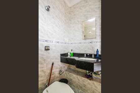 Apartamento à venda com 212m², 3 quartos e 4 vagas Apartamento à venda com 212m², 3 quartos e 4 vagasBanheiro da Suíte 2