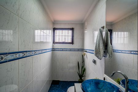 Apartamento à venda com 212m², 3 quartos e 4 vagas Apartamento à venda com 212m², 3 quartos e 4 vagasLavabo