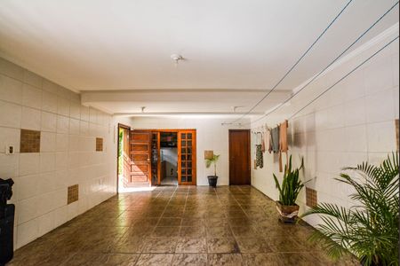 Apartamento à venda com 212m², 3 quartos e 4 vagas Apartamento à venda com 212m², 3 quartos e 4 vagasGaragem