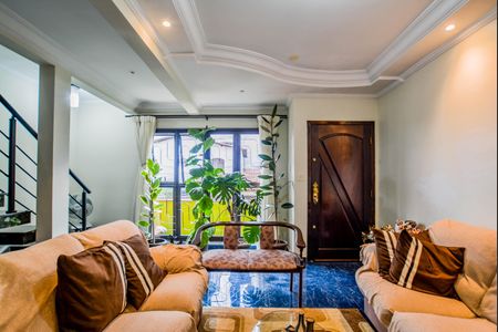 Apartamento à venda com 212m², 3 quartos e 4 vagas Apartamento à venda com 212m², 3 quartos e 4 vagasSala