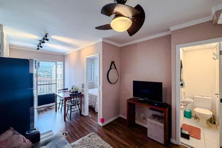 Apartamento à venda com 35m², 1 quarto e 1 vaga Apartamento à venda com 35m², 1 quarto e 1 vagaSala