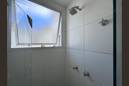 Apartamento à venda com 43m², 2 quartos e 1 vagaBanheiro Social