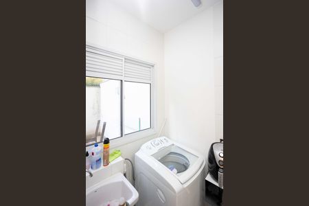 Apartamento para alugar com 75m², 2 quartos e 1 vagaÁrea de Serviço