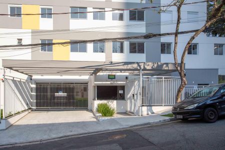 Apartamento para alugar com 75m², 2 quartos e 1 vagaFachada e portaria