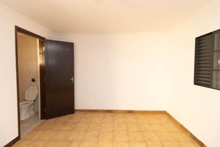 Casa para alugar com 250m², 4 quartos e 3 vagas