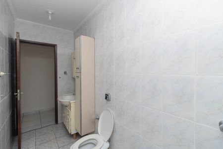 Casa para alugar com 250m², 4 quartos e 3 vagas Casa para alugar com 250m², 4 quartos e 3 vagasBanheiro da Suíte