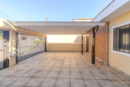 Casa para alugar com 250m², 4 quartos e 3 vagas Casa para alugar com 250m², 4 quartos e 3 vagasGaragem