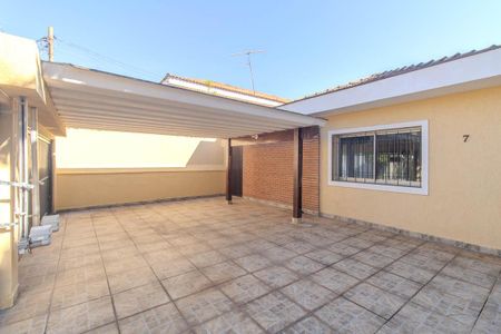 Casa para alugar com 250m², 4 quartos e 3 vagas Casa para alugar com 250m², 4 quartos e 3 vagasGaragem