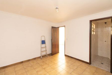 Casa para alugar com 250m², 4 quartos e 3 vagas Casa para alugar com 250m², 4 quartos e 3 vagasQuarto Suíte 2