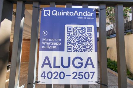 Casa para alugar com 250m², 4 quartos e 3 vagas Casa para alugar com 250m², 4 quartos e 3 vagasPlaca