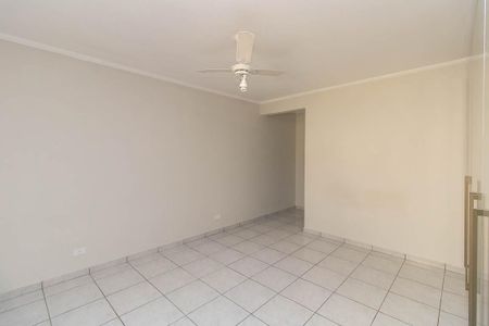 Casa para alugar com 250m², 4 quartos e 3 vagas Casa para alugar com 250m², 4 quartos e 3 vagasQuarto Suíte