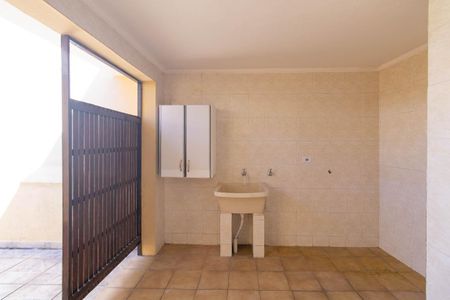 Casa para alugar com 250m², 4 quartos e 3 vagas