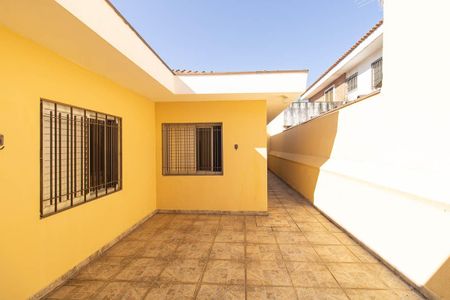 Casa para alugar com 250m², 4 quartos e 3 vagas Casa para alugar com 250m², 4 quartos e 3 vagasQuintal