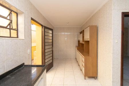 Casa para alugar com 250m², 4 quartos e 3 vagas Casa para alugar com 250m², 4 quartos e 3 vagasCozinha