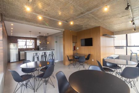 Studio para alugar com 25m², 1 quarto e sem vaga Studio para alugar com 25m², 1 quarto e sem vagaÁrea comum - Salão de festas