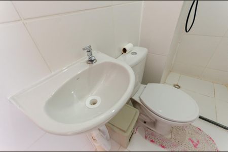 Apartamento para alugar com 32m², 2 quartos e sem vaga Apartamento para alugar com 32m², 2 quartos e sem vagaBanheiro