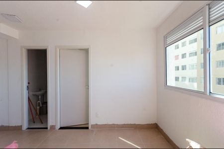 Sala de apartamento para alugar com 2 quartos, 32m² em Vila Pereira Cerca, São Paulo