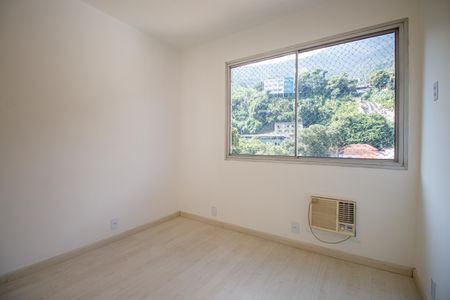 Apartamento à venda com 110m², 3 quartos e 2 vagas Apartamento à venda com 110m², 3 quartos e 2 vagasQuarto 2
