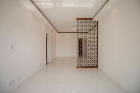 Apartamento à venda com 110m², 3 quartos e 2 vagas Apartamento à venda com 110m², 3 quartos e 2 vagasSala