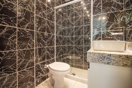 Apartamento à venda com 110m², 3 quartos e 2 vagas Apartamento à venda com 110m², 3 quartos e 2 vagasBanheiro Suite