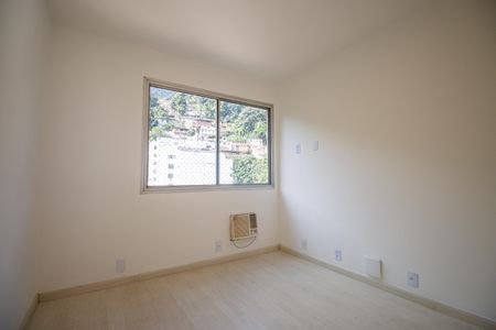 Apartamento à venda com 110m², 3 quartos e 2 vagas Apartamento à venda com 110m², 3 quartos e 2 vagasQuarto 2