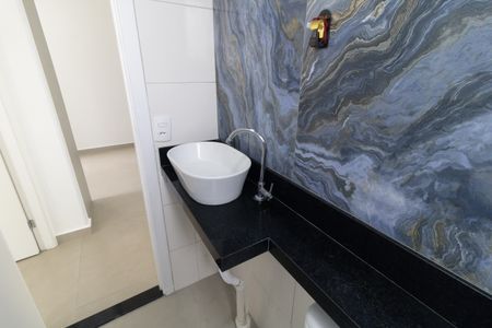 Apartamento para alugar com 42m², 2 quartos e sem vagaBanheiro 