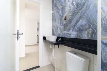 Apartamento para alugar com 42m², 2 quartos e sem vagaBanheiro 