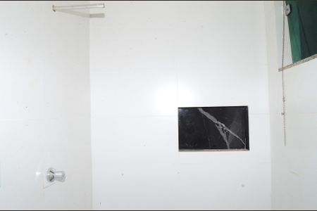 Casa à venda com 180m², 2 quartos e 2 vagasBanheiro