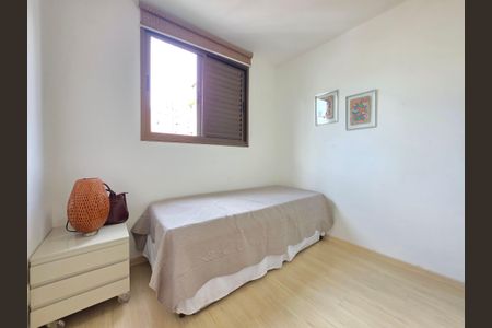 Apartamento à venda com 84m², 3 quartos e 2 vagasQuarto 2