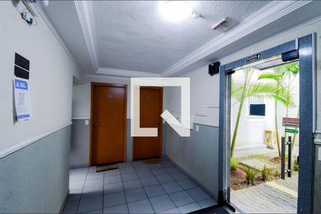 Apartamento para alugar com 40m², 2 quartos e 1 vaga Apartamento para alugar com 40m², 2 quartos e 1 vagaHall social