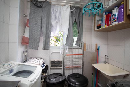 Apartamento para alugar com 40m², 2 quartos e 1 vaga Apartamento para alugar com 40m², 2 quartos e 1 vagaCozinha e Área de Serviço