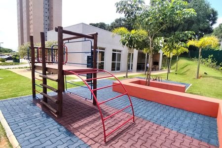 Apartamento para alugar com 55m², 2 quartos e 1 vaga Apartamento para alugar com 55m², 2 quartos e 1 vagaÁrea comum - Playground