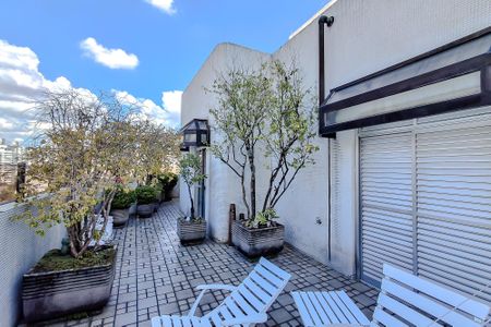 Apartamento à venda com 198m², 3 quartos e 2 vagasVaranda