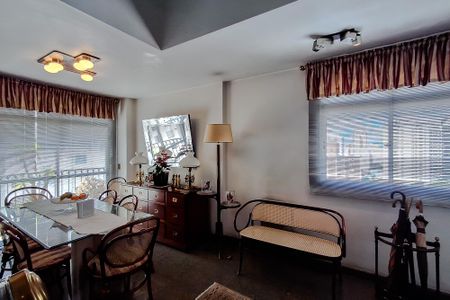 Apartamento à venda com 198m², 3 quartos e 2 vagas Apartamento à venda com 198m², 3 quartos e 2 vagasSala