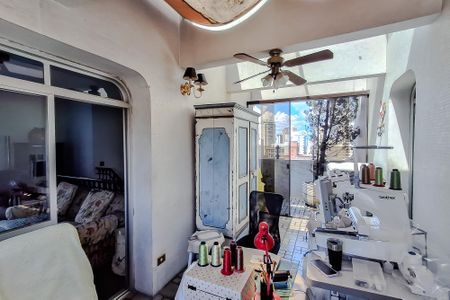 Apartamento à venda com 198m², 3 quartos e 2 vagas Apartamento à venda com 198m², 3 quartos e 2 vagasÁrea externa