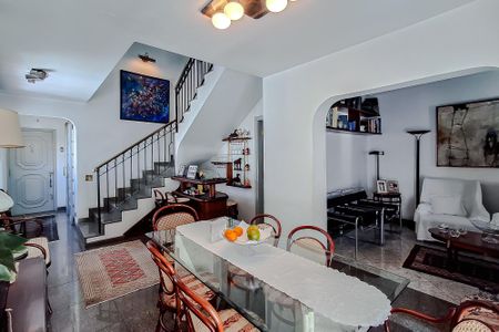 Apartamento à venda com 198m², 3 quartos e 2 vagasSala