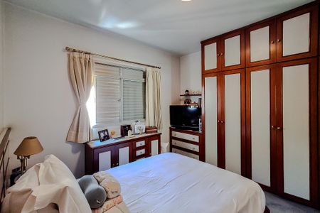 Apartamento à venda com 198m², 3 quartos e 2 vagasQuarto 3 - Suíte