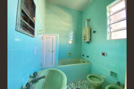 Apartamento à venda com 70m², 2 quartos e sem vagaBanheiro