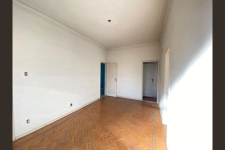 Apartamento à venda com 70m², 2 quartos e sem vagaSala