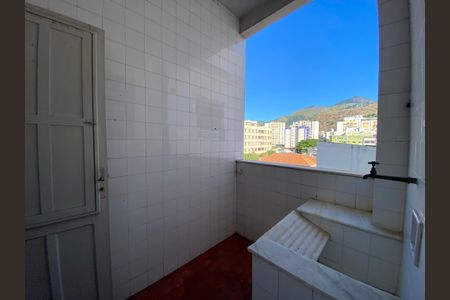 Apartamento à venda com 70m², 2 quartos e sem vagaÁrea de serviço