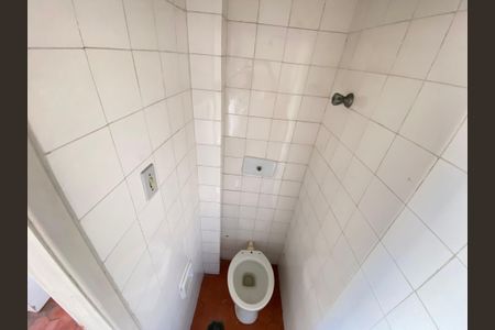 Apartamento à venda com 70m², 2 quartos e sem vagaBanheiro de serviço