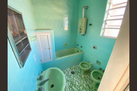 Apartamento à venda com 70m², 2 quartos e sem vagaBanheiro