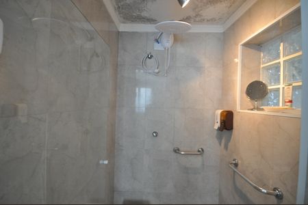 Casa à venda com 650m², 3 quartos e 4 vagasBanheiro da Suíte Master