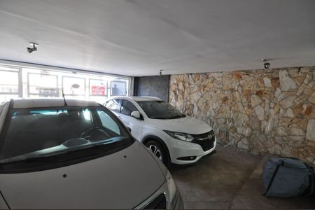 Casa à venda com 650m², 3 quartos e 4 vagasGaragem
