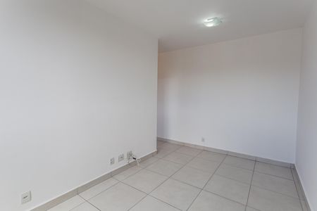 Sala de apartamento à venda com 2 quartos, 56m² em Fernão Dias, Belo Horizonte