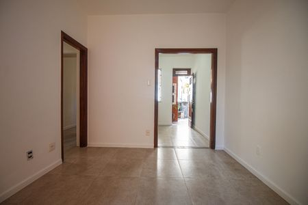 Sala de apartamento para alugar com 2 quartos, 75m² em Tijuca, Rio de Janeiro